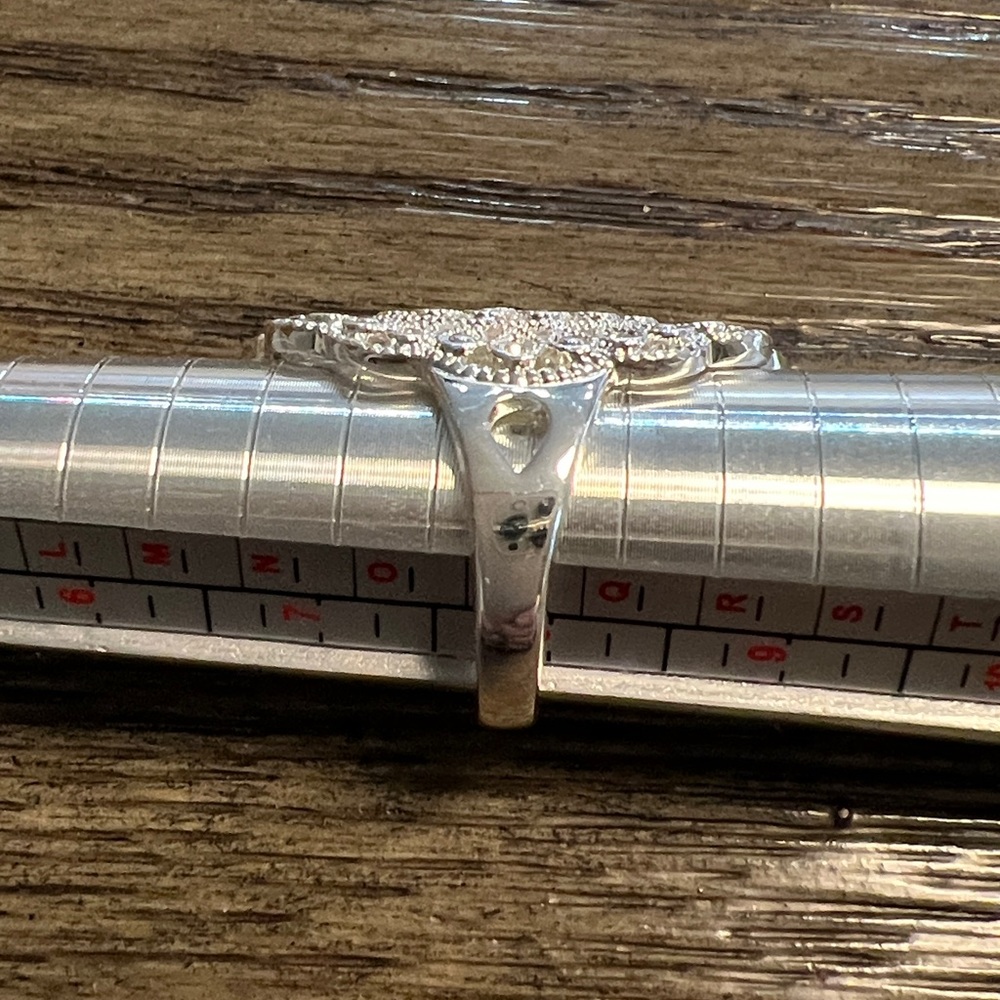 Swarovski Element Intricate Crystal Silver Ring - Picture 7 of 10